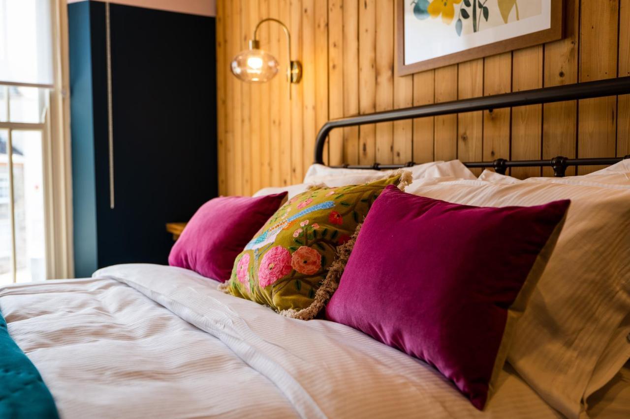Hotel The Sheep And Penguin Wells Exteriér fotografie