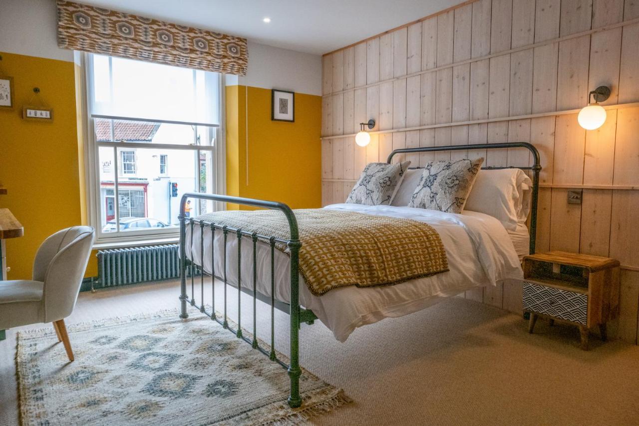 Hotel The Sheep And Penguin Wells Exteriér fotografie